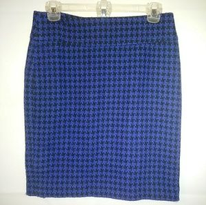 ANN TAYLOR Blue Black Houndstooth Skirt Size 0
